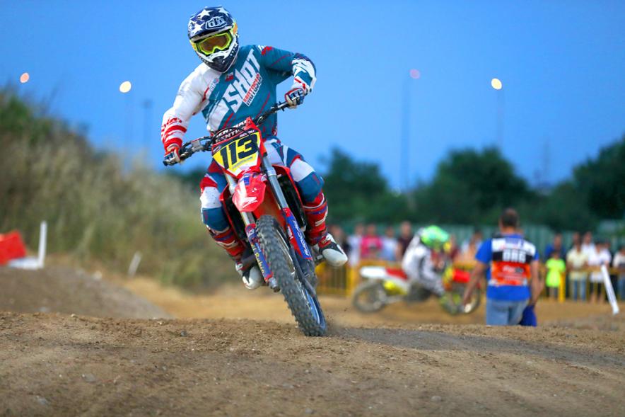 Open SMX Supermotocross - Imagen de motoristas en un momento de la carrera.