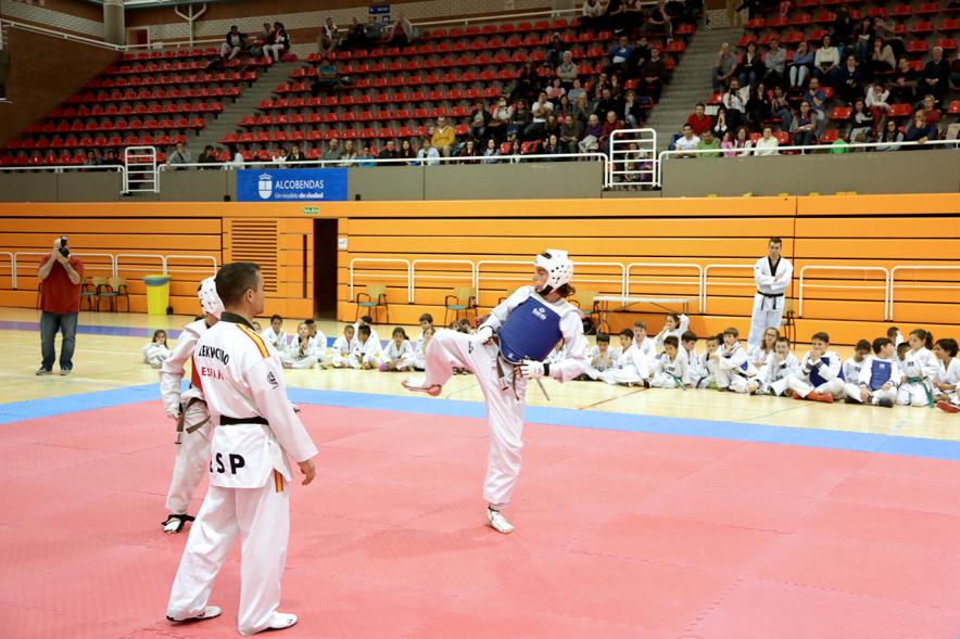 Momento del combate sobre el tatami