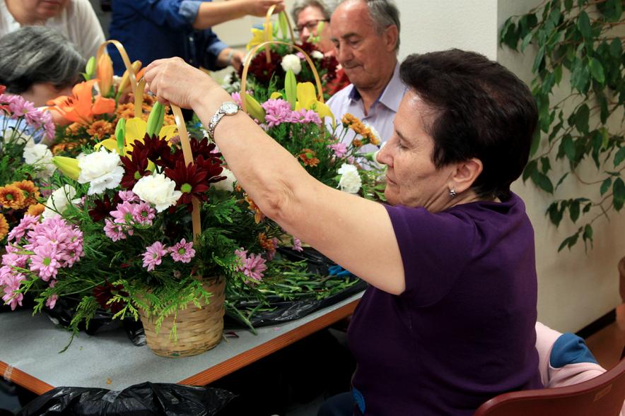 Semana del Mayor 2016 - Taller Floral - Primer plano de uno de los trabajos florales.