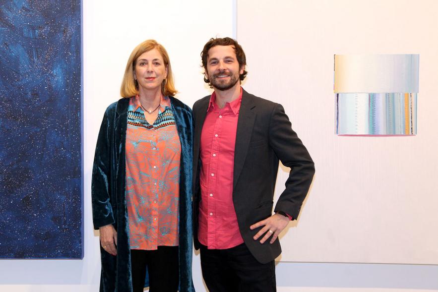 Alejandro Botubol, artista, Belén Poole, directora del Centro de Artes