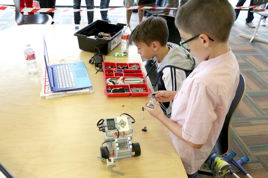 World Robot Olympiad Techtalents -  Participantes en la olimpiada.