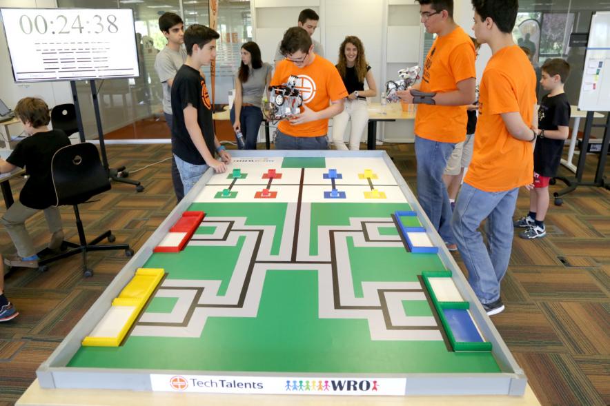 World Robot Olympiad Techtalents -  Participantes en la olimpiada.