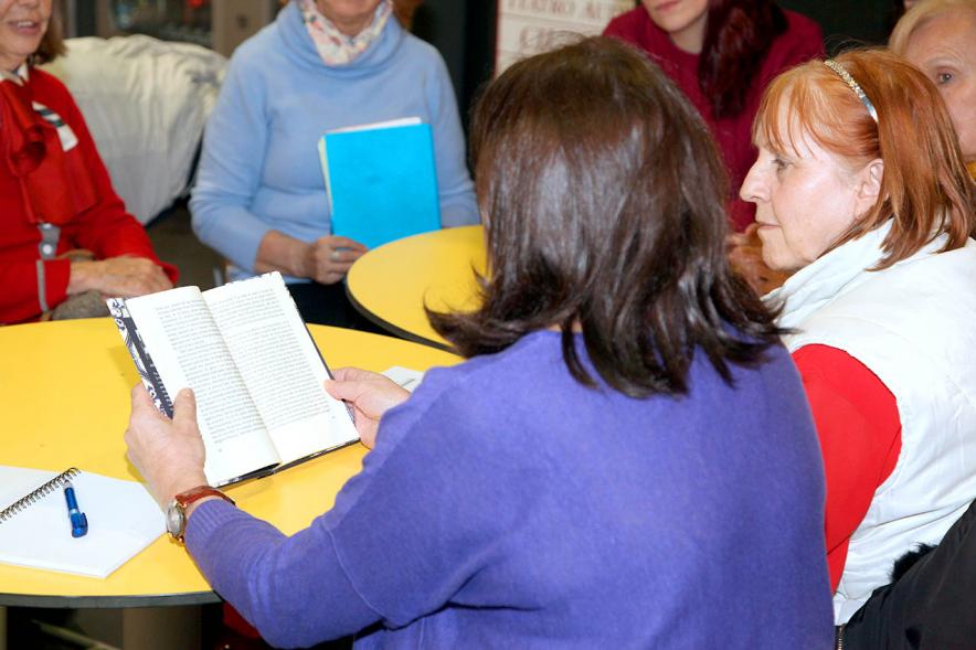 Asistentes a la Tertulia Literaria - Sostiene Pereira - 2020