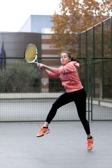 Torneo de Tenis La Menina 2017 - Revés de una jugadora.