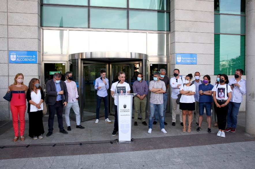  Manifestación a favor de Jesús Tortosa Jr  - Imagen de Jesús Tortosa dirigiéndose al público asistente.