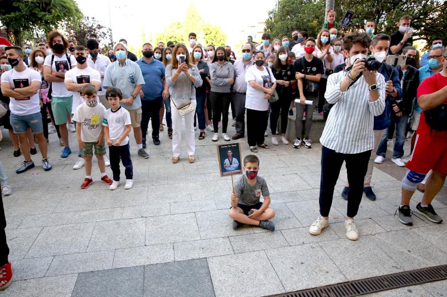 Manifestación a favor de Jesús Tortosa Jr - Imagen vista panorámica de las personas reunidas.