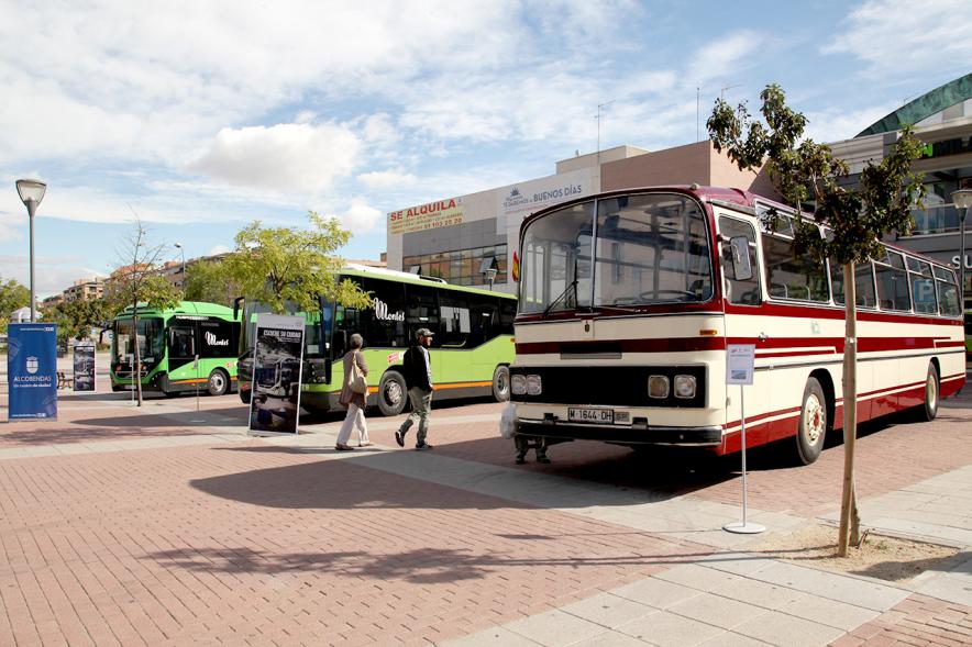 Autobuses de distintas epocas