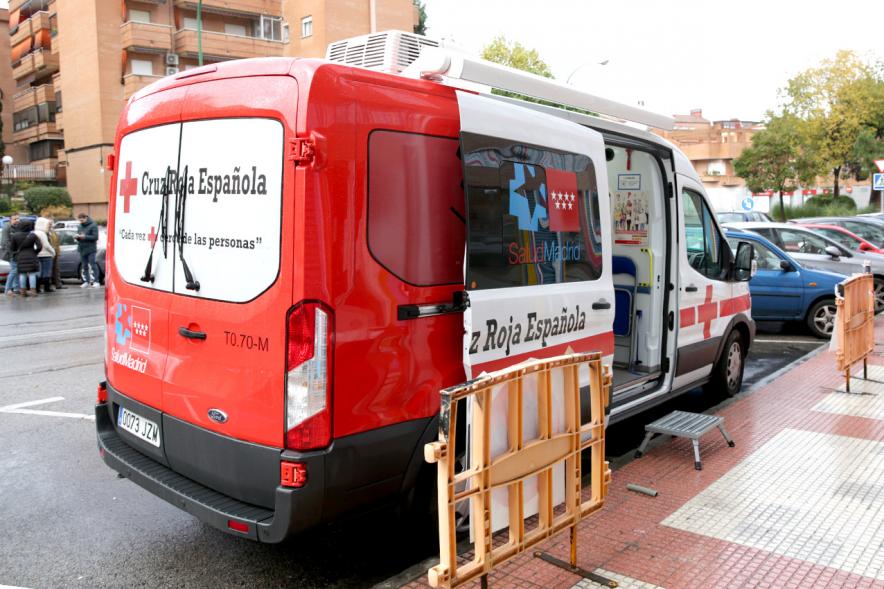 Bus de la Cruz Roja. Campaña VIH - 2019