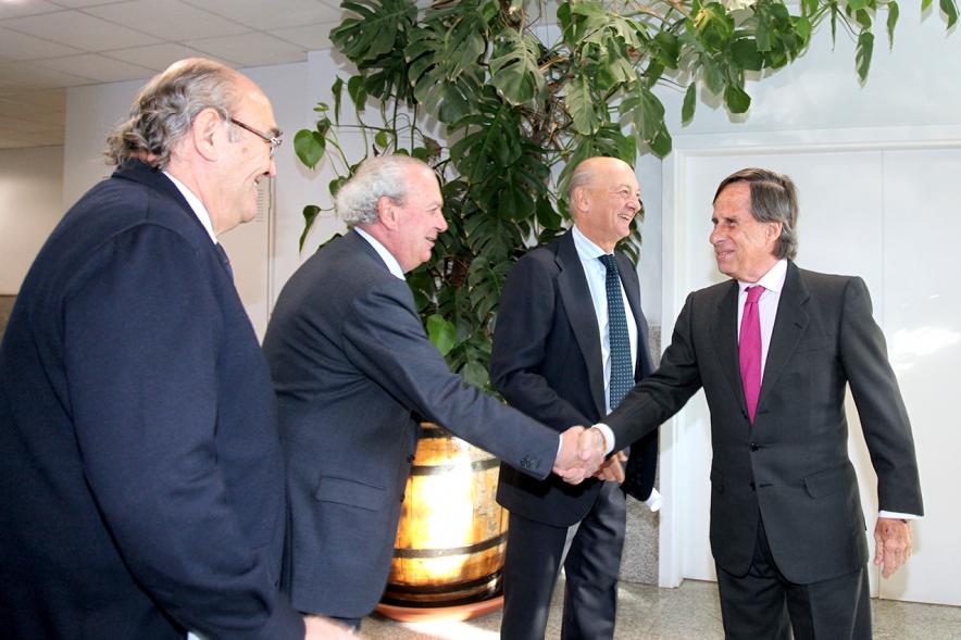 Visita Institucional a la Empresa Varma - Imagen de un momento de la visita institucional.