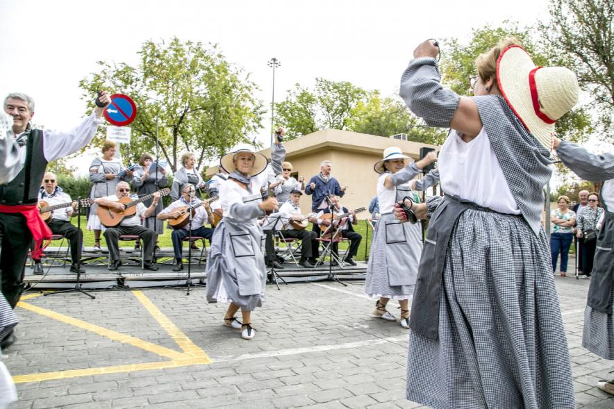 Fiesta de la Vendimia y Reparto de Migas Casa de Castilla la Mancha 2017 - Baile de las vendimiadoras.