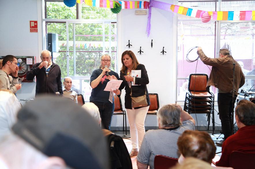 Concejal Sánchez Galán con participantes