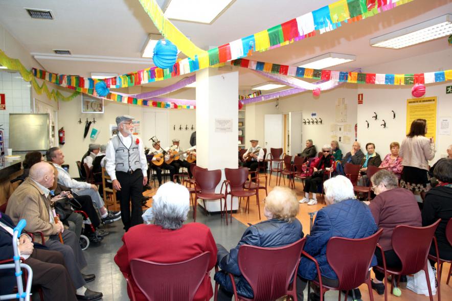 Asistentes durante charla