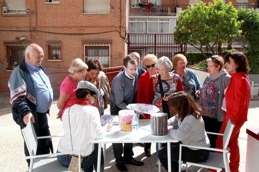 Participantes reunidos en momentos previos