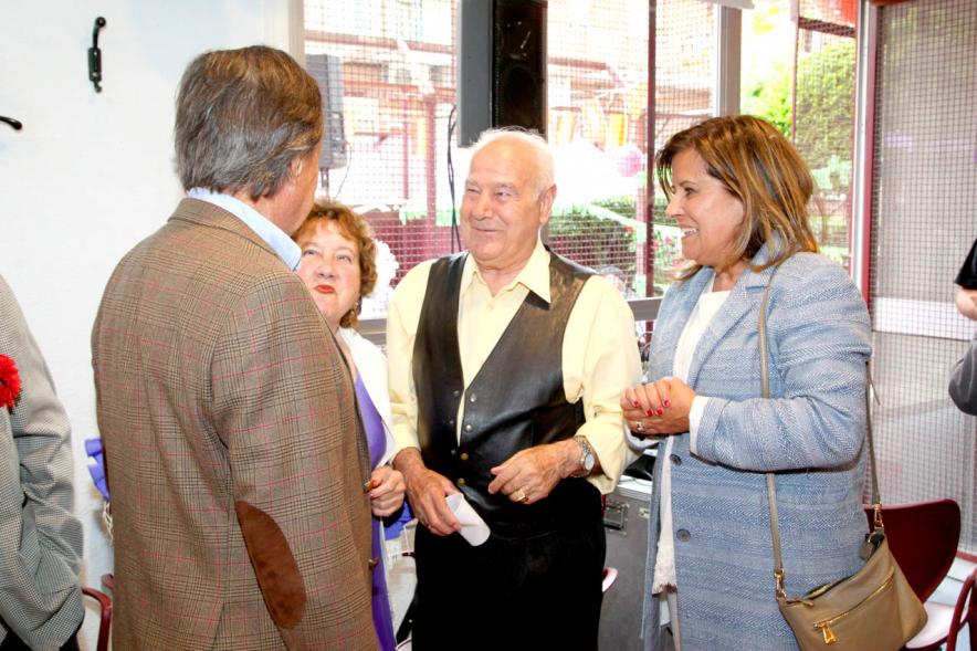 Miembros del consistorio durante la visita