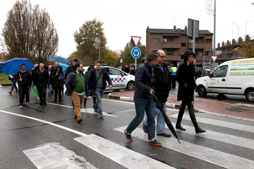 Lectura de Manifiesto Institucional conta la Violencia de Género y Marcha Silenciosa - Asistentes a la marcha.