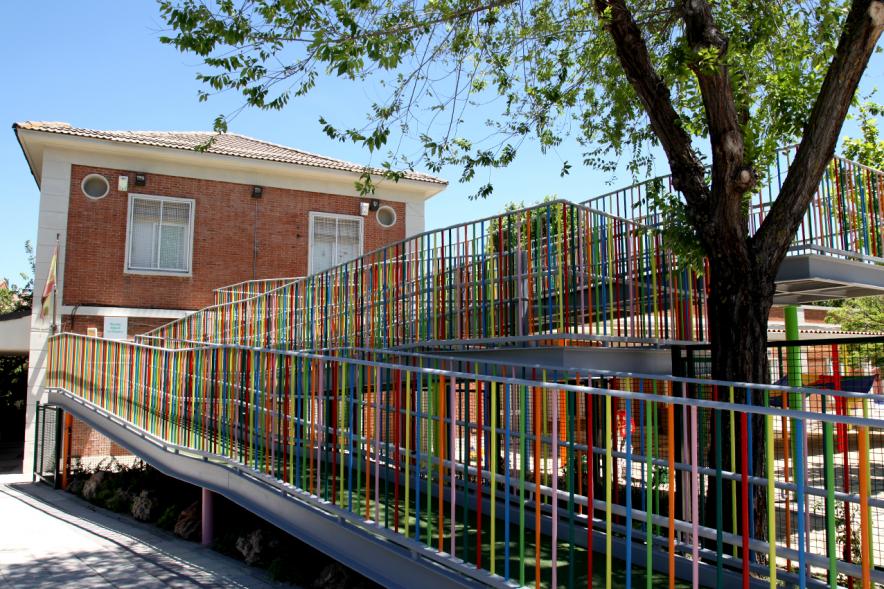 Visita Finalización de Obras en la E.I. La Chopera - Imagen panorámica de la pasarela.