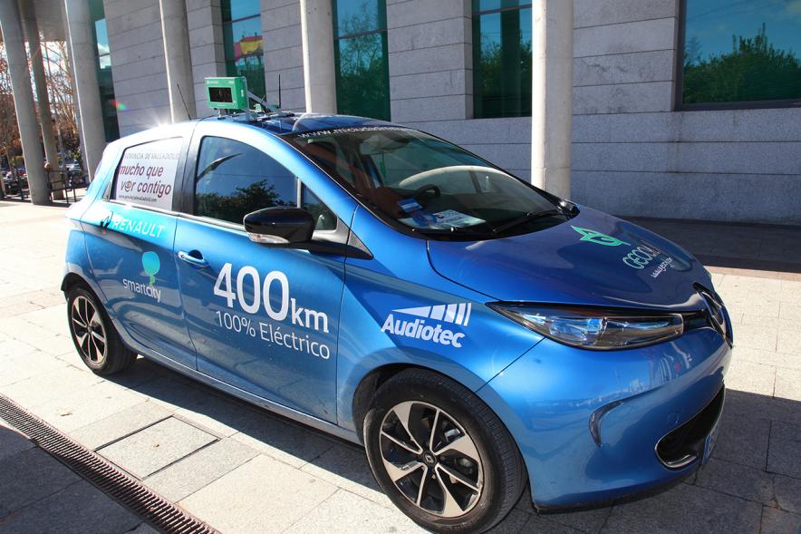 Visita de la Ruta Mi Ciudad Inteligente - Imagen del coche eléctrico.
