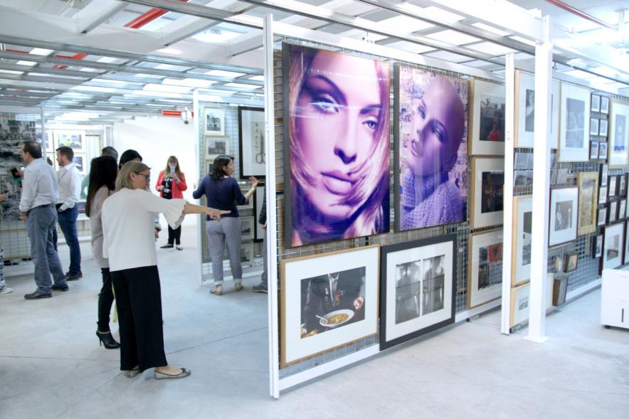 Visita Ciudad y Centro de Arte Alumnos EGME - Imagen de los alumnos haciendo una visita.