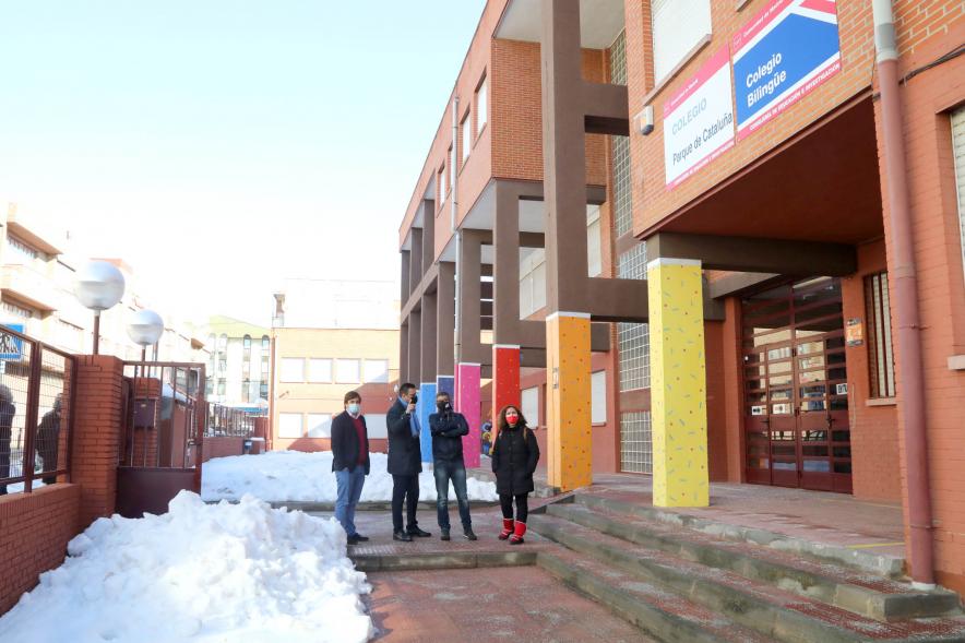 Delegación municipal durante la visita