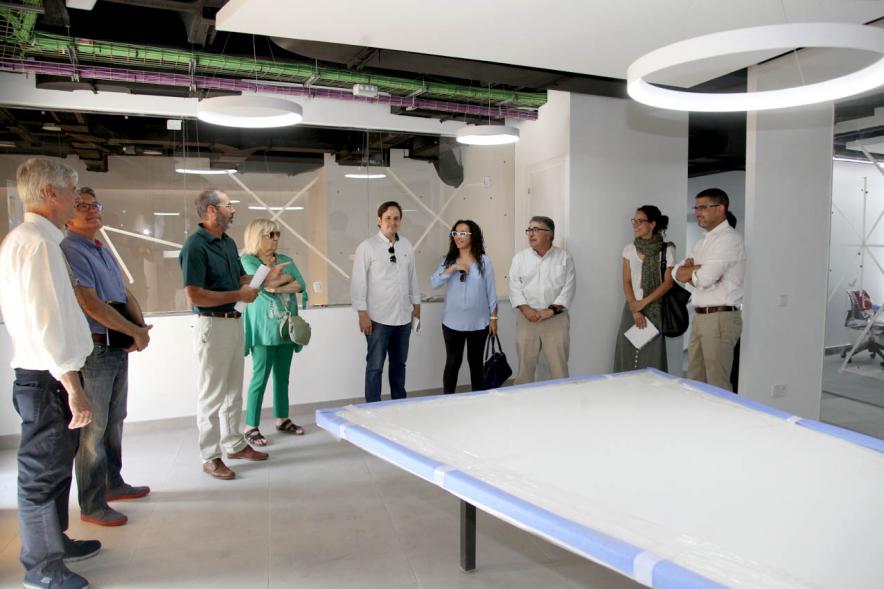 Momento durante la visita a las instalaciones