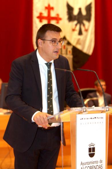 Concejal Miguel Ángel Arranz. Sorteo de viviendas. 