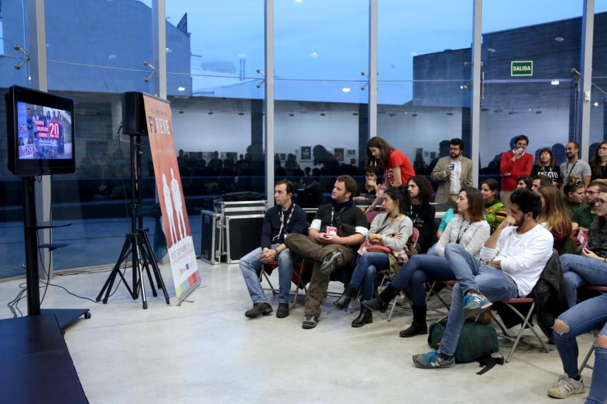 Apertura Evento Anual de Servicio Voluntario Europeo - Imagen de personas asistentes.