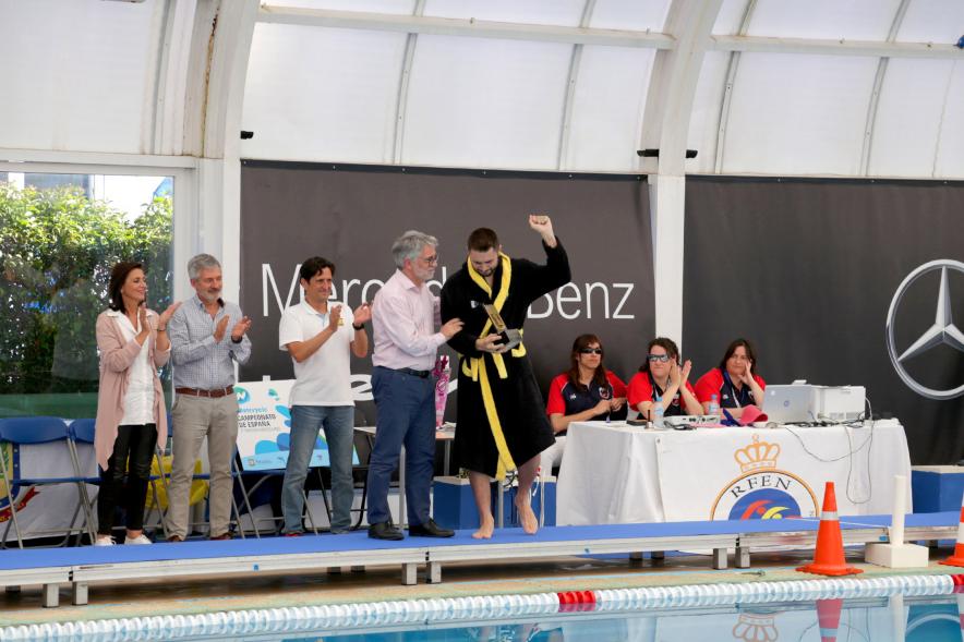 Campeonato de España de 3ª División de Waterpolo - Imagen de un momento de la entrega de trofeos.