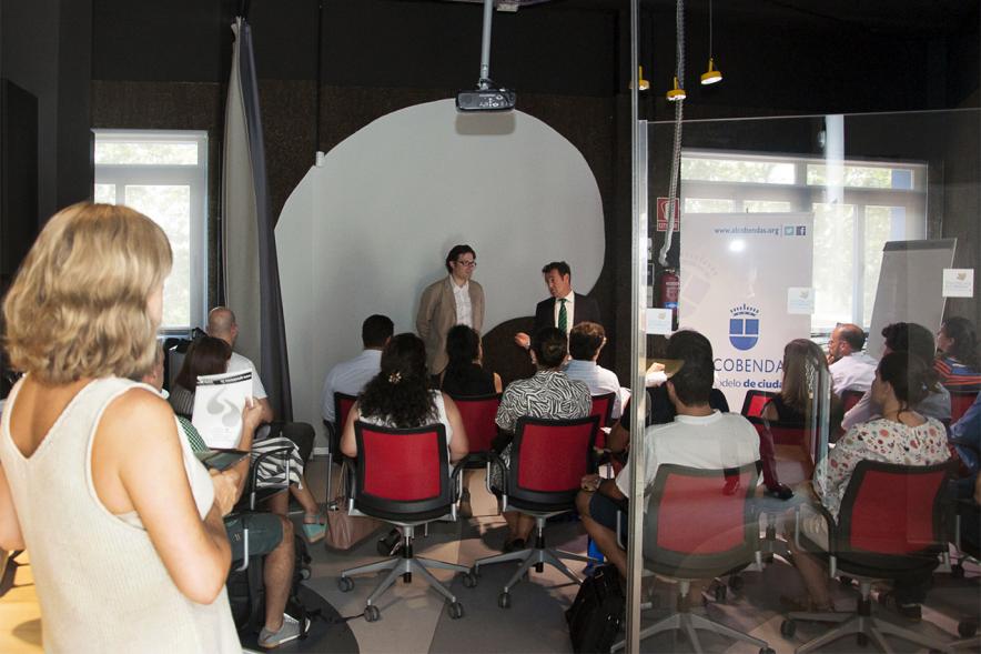 Presentación Startup Coworking Alcobendas -  Panorámica de los asistentes.