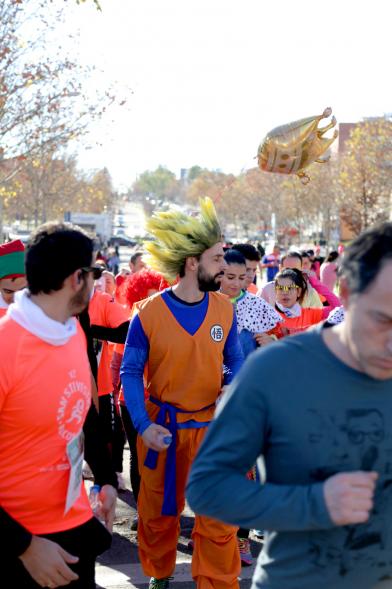 San Silvestre 2018 - Imagen de un corredor disfrazado de Goku.