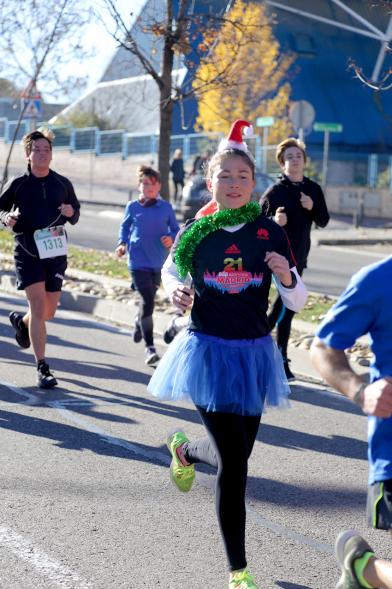 San Silvestre 2018 - Primer plano de una corredora disfrazada de bailarina.