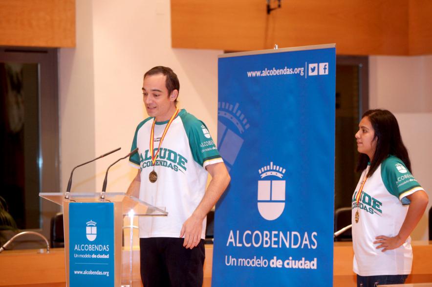 Recepción VALCUDE Alcobendas - Campeones de España - Discurso de dos jugadores.