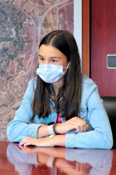 Recepción Semifinalistas Technovation Girl - Imagen de primer plano de una de las cinco alumnas de sexto de primaria del colegio Daoiz y Velarde.