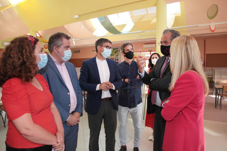 Visita a Colegio