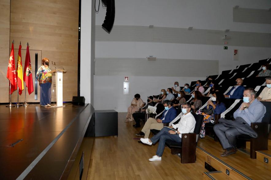 Presentación del Programa Cultural - Imagen de un momento de la presentación por parte de la concejal de Cultura Rosario Tamayo.