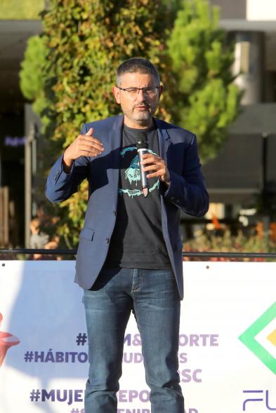Alcalde Sánchez Acera durante discurso