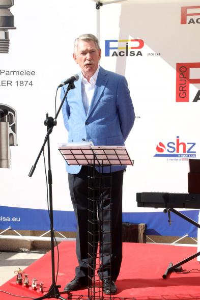   Inauguración Escultura de Sprinkler Pacisa - Imagen de un momento del discurso del presidente de Pacisa, Emilio Rodríguez.