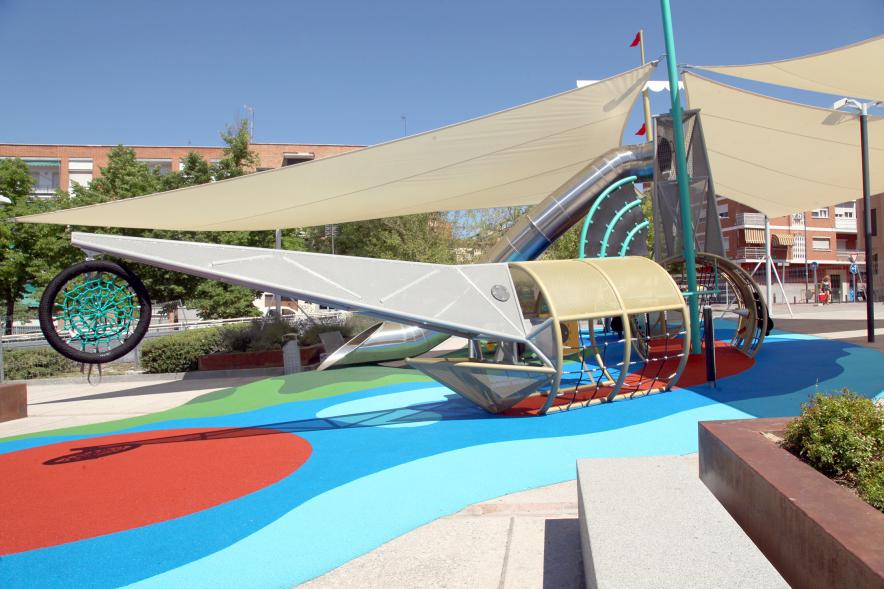 Imagen vista general Parque temático infantil El submarino inclusivo