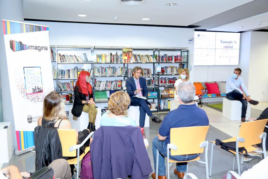  Inauguración Semana de la Juventud 2021 - Imagen del alcalde Aitor Retolaza en un momento de su discurso. 