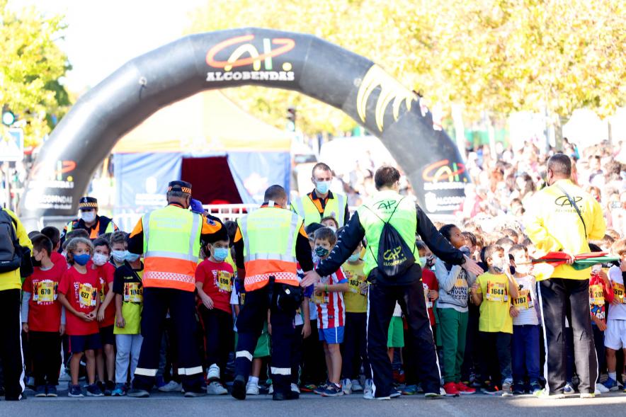 Milla Escolar 2021 - Imagen del momento de la salida de los más pequeños.