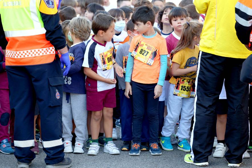 Milla Escolar 2021 - Imagen del momento de la salida de los alevines.
