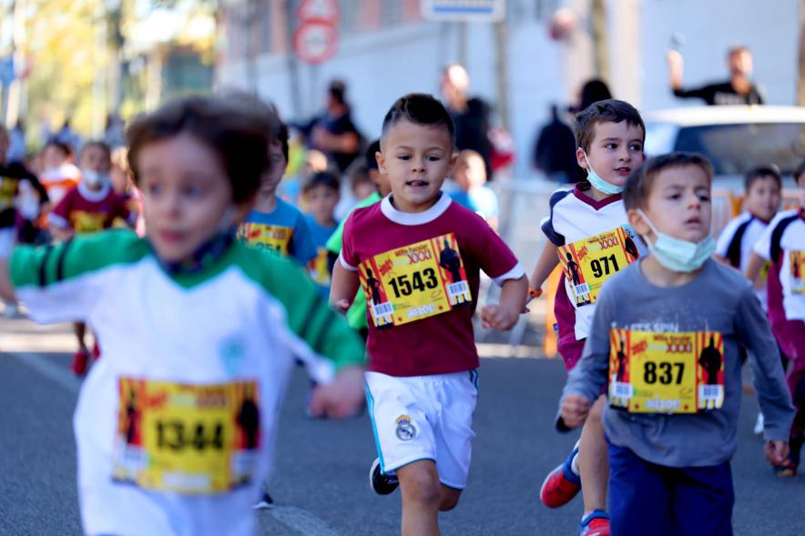  Milla Escolar 2021 - Imagen del momento de la salida de los alevines.
