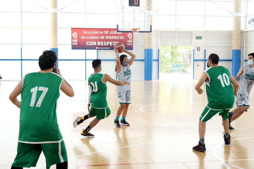   Saque de Honor Baloncesto Valcude -  Imagen de un momento del partido de baloncesto.