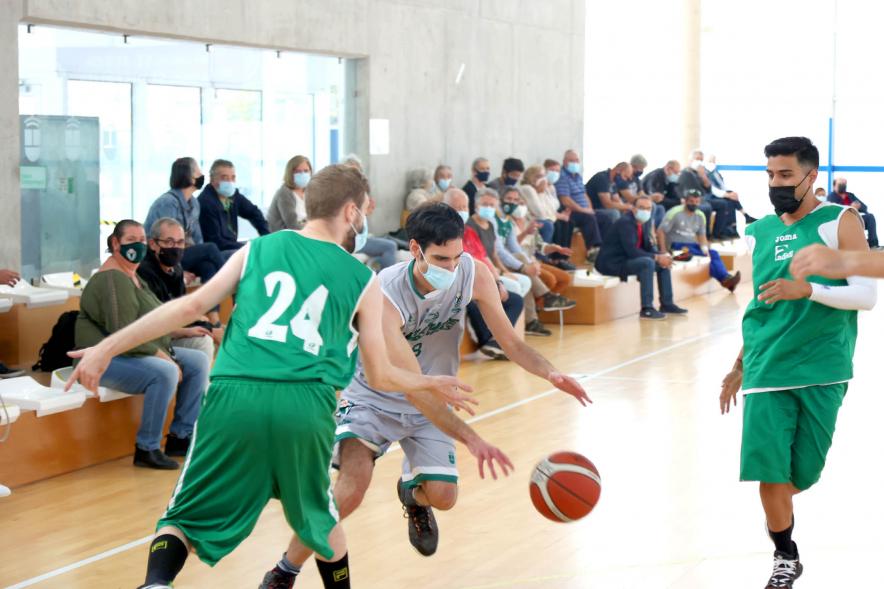  Saque de Honor Baloncesto Valcude - Imagen de un momento del partido de baloncesto.