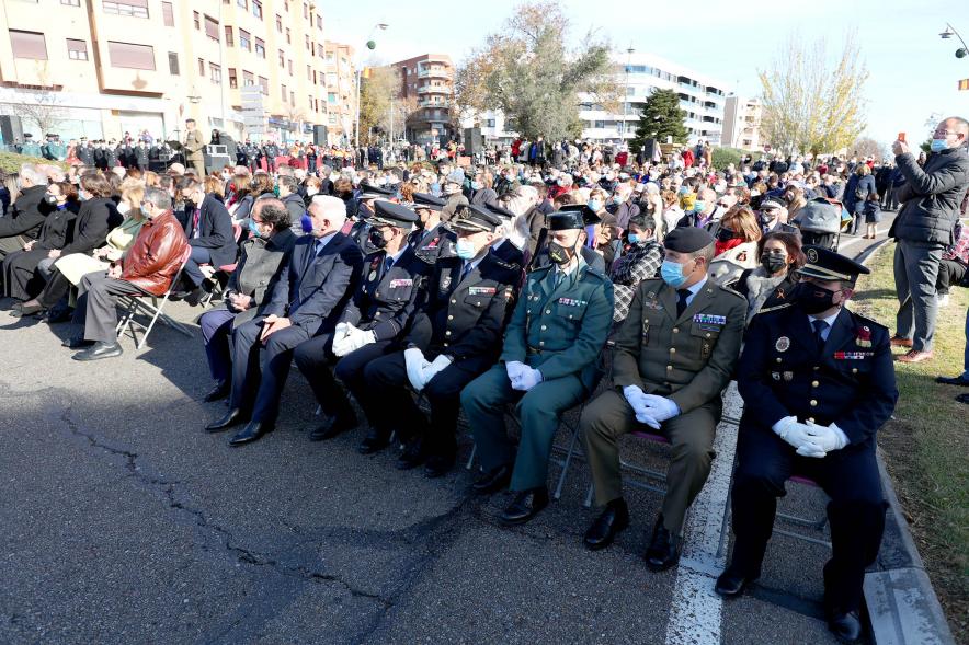 Detalle autoridades militares