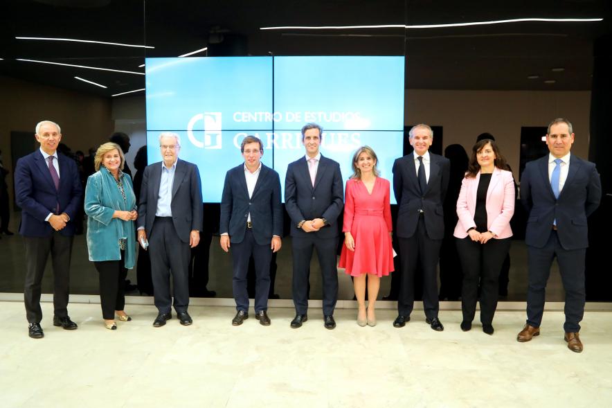   Acto Apertura Actividades Académicas Centro de Estudios Garrigues - Posado de Autoridades