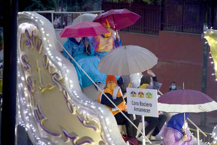 Cabalgata de Reyes 2022 - Imagen de la carroza del Coro rociero Amanecer que participa en la cabalgata.
