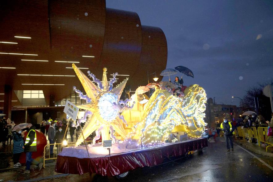 Cabalgata de Reyes 2022 - Imagen de la carroza del AMPA Miraflores que participa en la cabalgata.