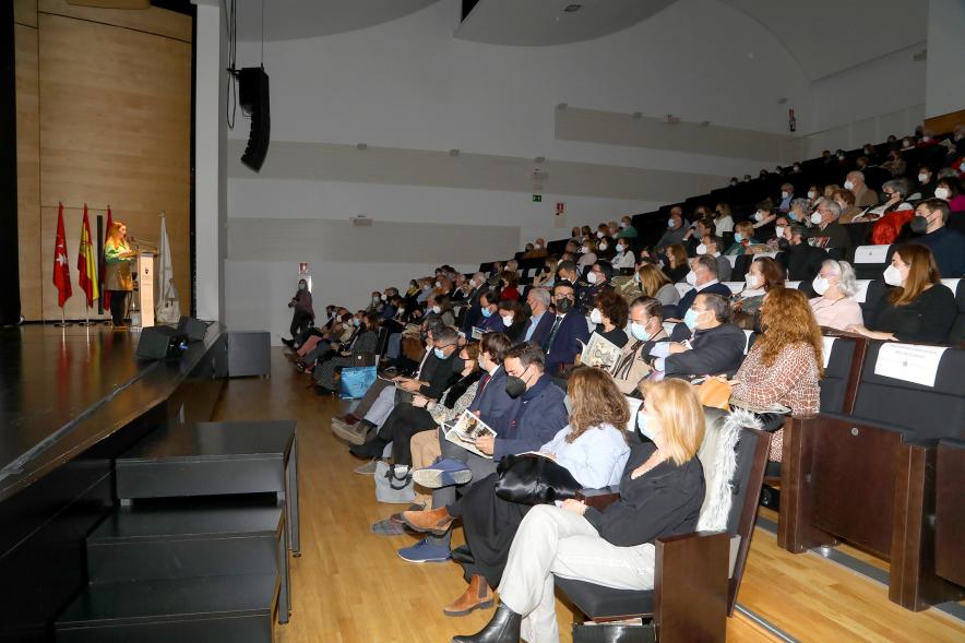Presentación de las Fiestas Virgen de la Paz 2022 -  Imagen panorámica del público asistente a la presentación en el Auditorio Paco de Lucia.
