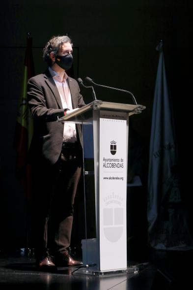 Presentación de las Fiestas Virgen de la Paz 2022 - Imagen de un momento de la intervención del alcalde Aitor Retolaza.