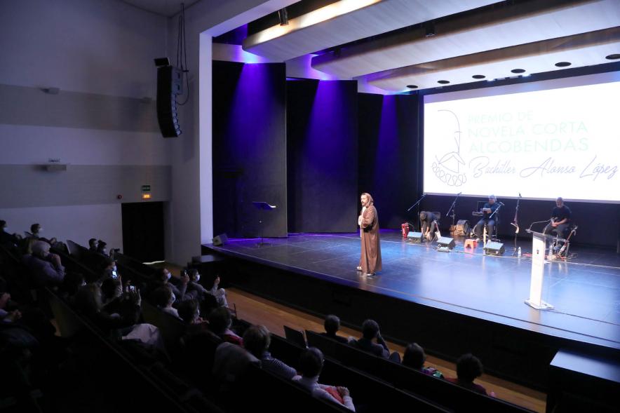 Presentación Premio Novela Corta Bachiller Alonso López  - Panorámica del teatro.